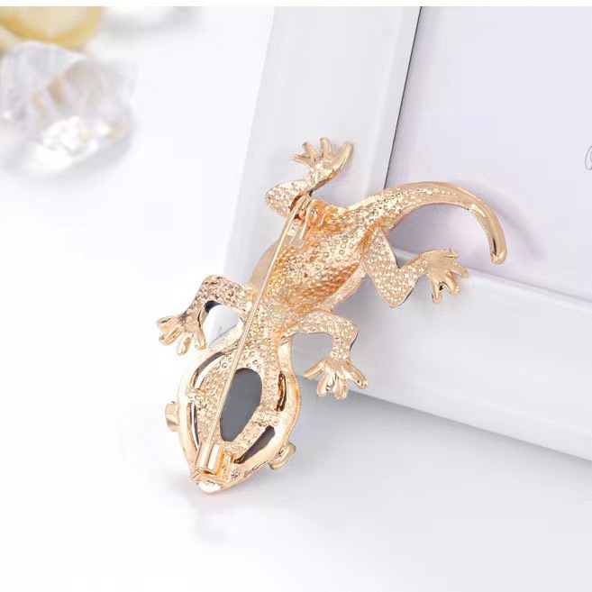Diamond studded glass gecko br – обзор и цена Embroidery Fish