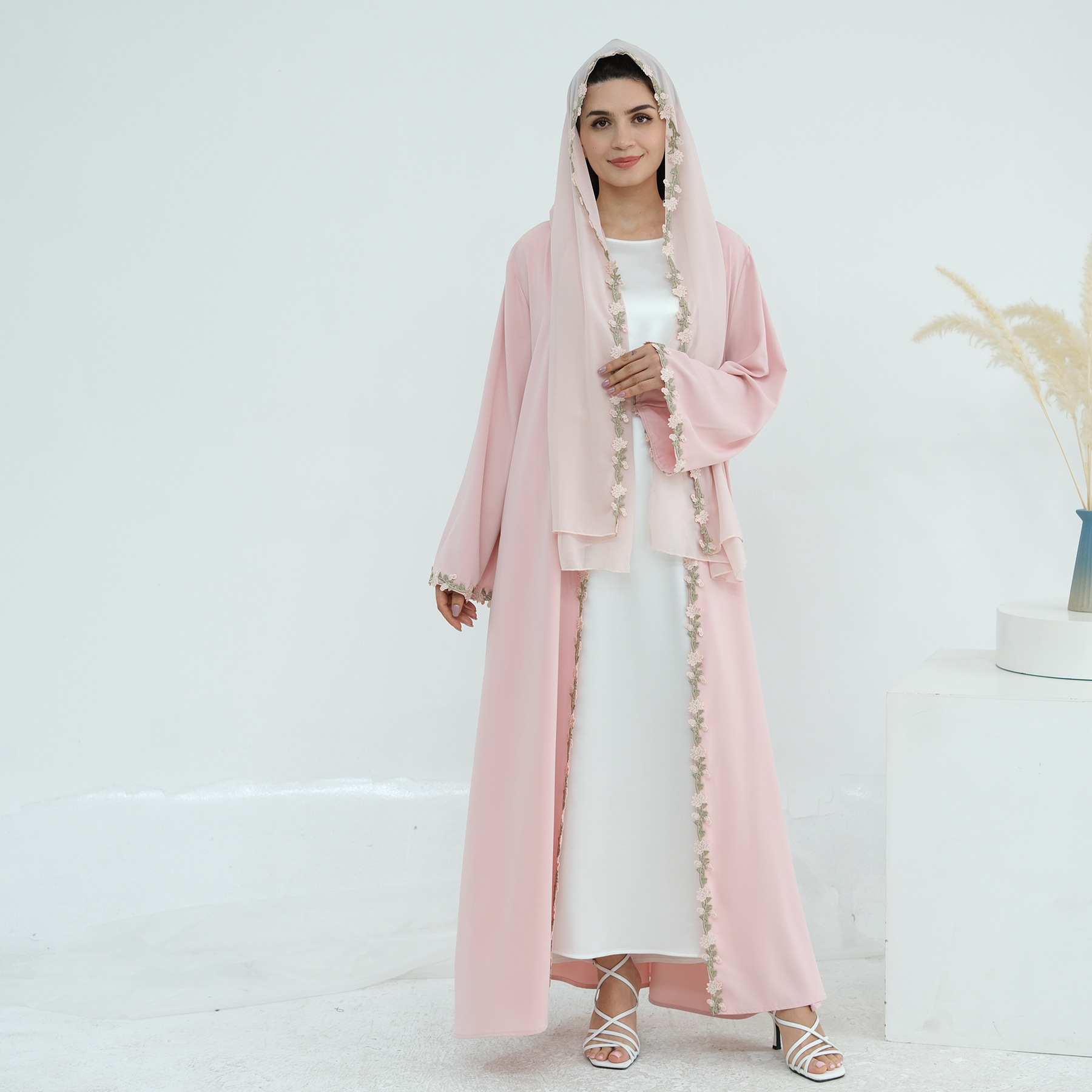 Dubai Open Abaya Women Muslim  – обзор и цена Embroidery Kebaya