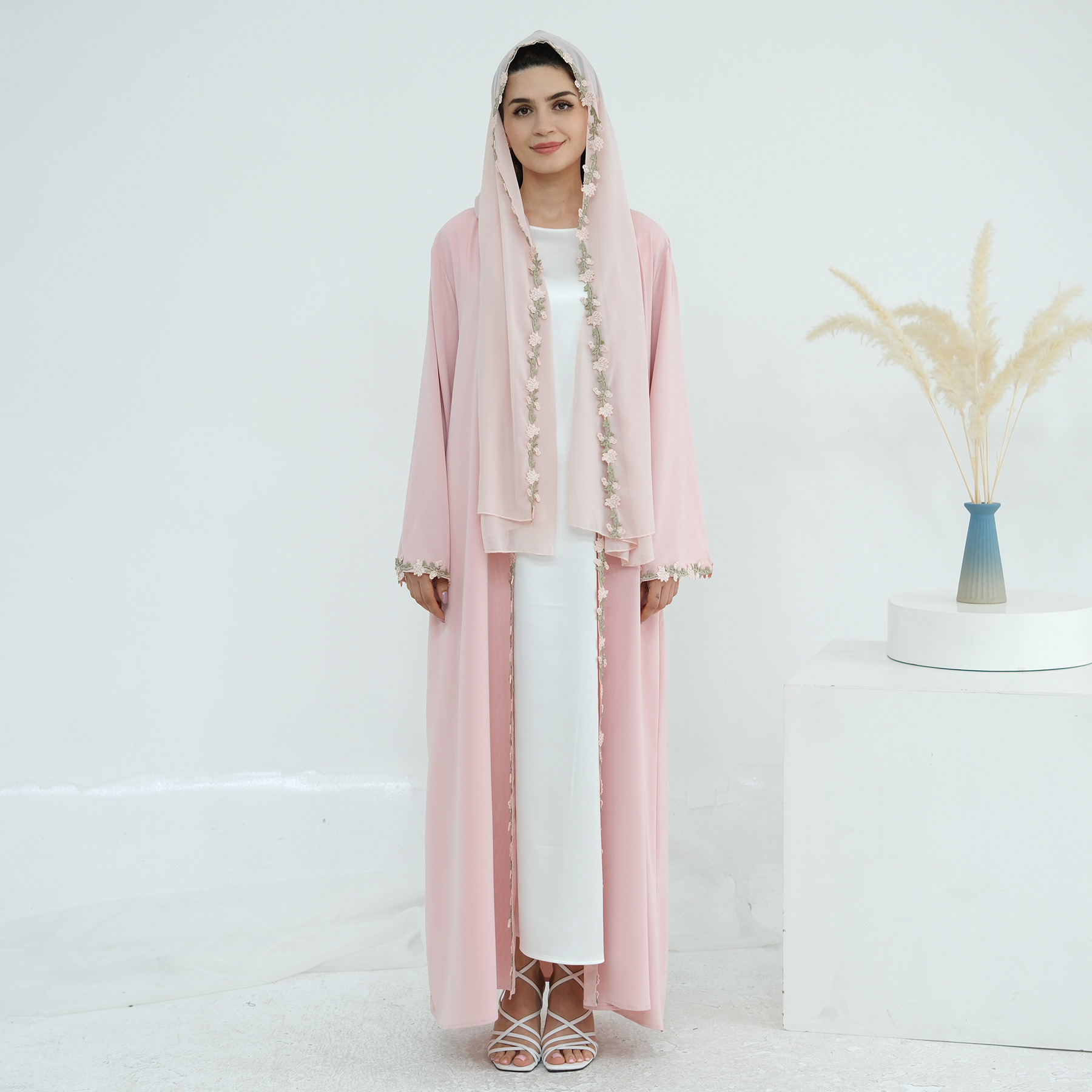 Dubai Open Abaya Women Muslim  – обзор и цена Embroidery Kebaya
