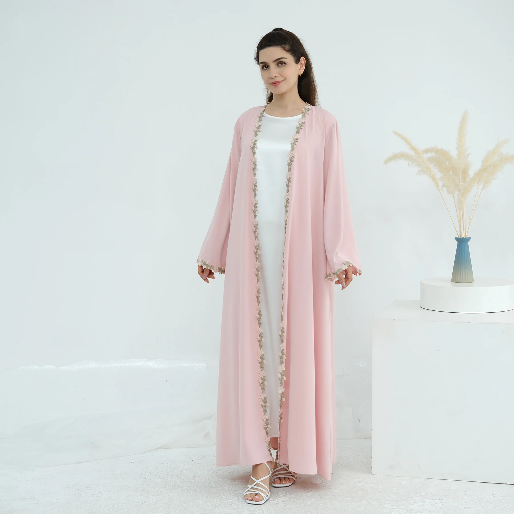 Dubai Open Abaya Muslim Hijab  – обзор и цена Embroidery Kebaya