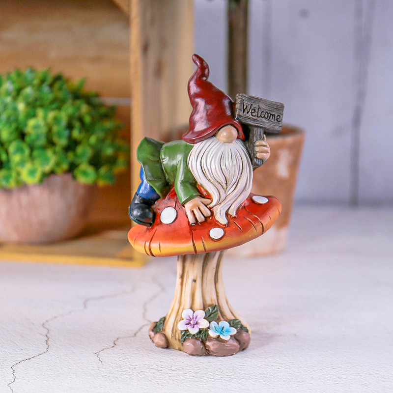 Resin Garden Gnome Statue on M – обзор и цена Embroidery Garden